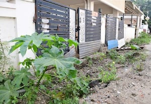  தோண்டிய குழியை மூடியாச்சு வடிகால் கட்டுறது எப்போ? மாநகராட்சியின் அரைகுறை வேலையால் மக்கள் அவஸ்தை