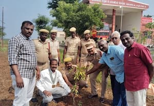  மரக்கன்று நடும் விழா