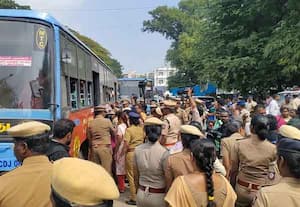 சென்னையில் பள்ளிக்கல்வித்துறை அலுவலகம் முற்றுகை; இடைநிலை ஆசிரியர்கள் கைது