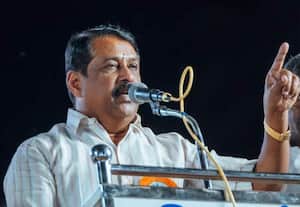 மக்கள் மீது திமுகவினர் தாக்குதல் நடத்துவதை முதல்வர் வேடிக்கை பார்க்கலாமா: நயினார் கேள்வி