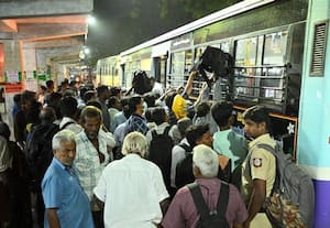  மாநாட்டுக்கு சென்ற அரசு பஸ்கள் : மக்கள் சாலை மறியல் 