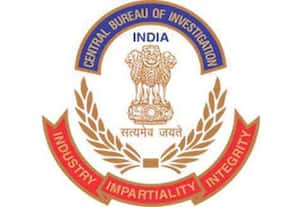  தமிழகத்தில் பதுங்கியுள்ள ஆந்திர பெண் தாதாவின் கூட்டாளிகளை பிடிக்க வேட்டை