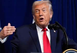 ஈரான் அணுசக்தித் திட்டத்தை தொடங்கினால் அழித்துவிடுவோம்: அதிபர் டிரம்ப் எச்சரிக்கை