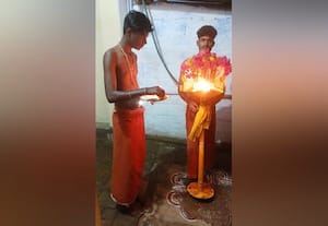  அதிகாலையில் மார்கழி ராமர் பஜனை: இளைஞர்கள் ஆர்வம்