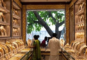 தங்கம் விலை மீண்டும் ஒரு லட்சம் ரூபாயை தாண்டி உச்சம்; ஒரே நாளில் சவரனுக்கு ரூ.1,120 உயர்வு