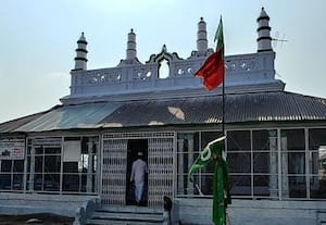  திருப்பரங்குன்றம் மலையில் சந்தனக்கூடு விழா ஆடு, கோழி பலியிட தடை விதித்தது ஐகோர்ட்