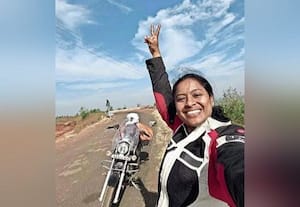  பைக்கில் தனியாக 7,500 கி.மீ., பயணித்த இளம்பெண் மேகனா 