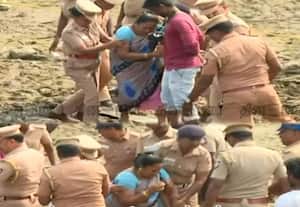 கூவம் ஆற்றில் இறங்கி தூய்மைப் பணியாளர்கள் இறங்கி போராட்டம்; கைது செய்த போலீசார்