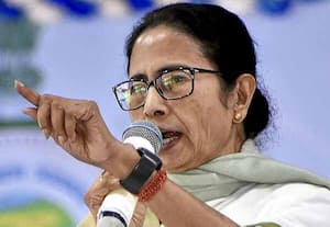 நான் ஒரு பயிற்சி பெற்ற வழக்கறிஞர்; சுப்ரீம் கோர்ட்டில்  வழக்கு தாக்கல் செய்வேன்: மம்தா அறிவிப்பு