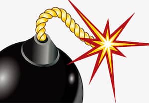  சக்தி வாய்ந்த குண்டு வெடித்து சிறுவன் காயம்