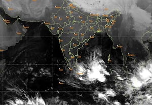 வங்கக்கடலில் உருவானது குறைந்த காற்றழுத்த தாழ்வு பகுதி; தமிழகத்தில் ஜனவரி 9,10ல் கனமழைக்கு வாய்ப்பு