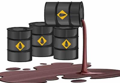 வெனிசுலா அதிபர் கைது எதிரொலி; கச்சா எண்ணெய் விலை வீழ்ச்சி