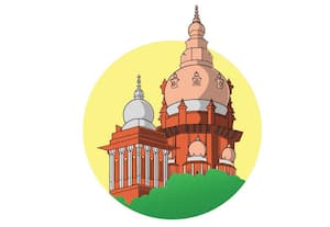  மெரினாவில் 300 கடைகளுக்கு மட்டுமே அனுமதி கடற்கரையின் பெருமையை மீட்டெக்க ஐகோர்ட் உத்தரவு