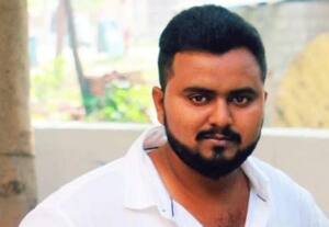  பைக்கில் இருந்து விழுந்து பாதிரியார் மகன் பலி திருமண நாளில் சோகம்