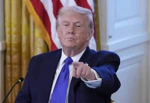 தொடர் போராட்டத்தால் பதற்றம்; ஈரான் விடுதலைக்கு உதவ தயார் என்கிறார் அதிபர் டிரம்ப்