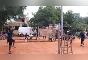  டென்னிகாய்ட் போட்டி