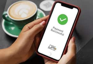 ஆயிரம் சந்தேகங்கள்: டிஜிட்டல் பரிவர்த்தனைகளை வருமான வரித்துறை கண்காணிக்குமா?