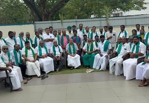 அதிருப்தியில் இருந்த விவசாய சங்கங்கள்: வேளாண் அமைச்சருடன் திடீர் சமரசம்