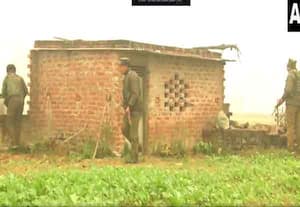 எல்லையில்  பறந்த பாக் ராணுவ ட்ரோன்கள்: காஷ்மீரில் பலத்த பாதுகாப்பு