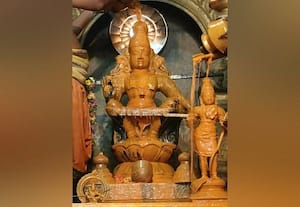  பரமக்குடியில் மகர சங்கராந்தி விழாவில் ஜோதி தரிசனம் பரமக்குடி, ரெகுநாதபுரத்தில் மகர சங்கராந்தி விழாவில் ஜோதி தரிசனம்