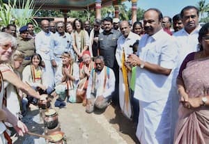  ந.வைரவன்பட்டியில் சுற்றுலா பொங்கல் விழா