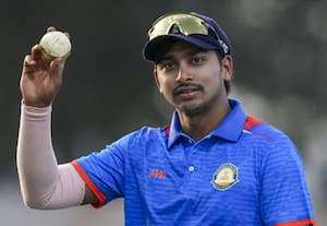 பைனலில் விதர்பா அணி * விஜய் ஹசாரே டிராபி தொடரில்