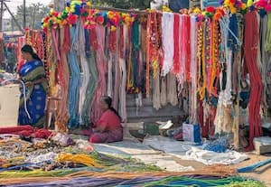  மாட்டுப்பொங்கல்: அலங்கார பொருட்கள் விற்பனை 'ஜோர்'