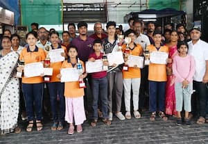  மாநில அளவிலான கேரம் போட்டி : விழுப்புரம் மாணவர்கள் சாதனை