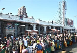  பழநியில் 5 மணி நேரம் காத்திருந்து தரிசனம்