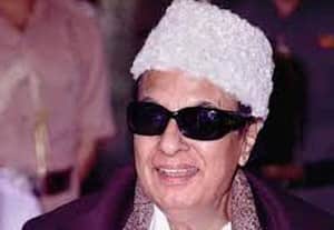 எம்ஜிஆர் பிறந்தநாள் சிறப்புப்பதிவு; எம்ஜிஆர் தழுவிய சட்டை தொண்டர் வீட்டில் அலங்கரிப்பு