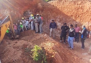  குன்னுாரில் மண் சரிந்து 3 தொழிலாளர்கள் பலி