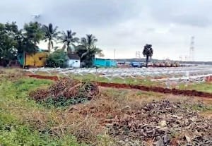  கவர்னர் உத்தரவை மதிக்காத அதிகாரிகளால் ஆதார், ரேஷன் கார்டை பெற மறுத்த மக்கள்