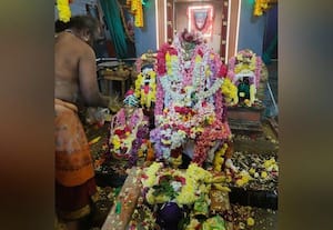  சற்குரு நவபாஷான சித்தர் ஜீவபீடத்தில் குருபூஜை விழா