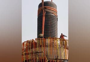  பீஹார் ராமாயண கோவிலில் நிறுவப்பட்டது 33 அடி உயர பிரமாண்ட சிவலிங்கம்