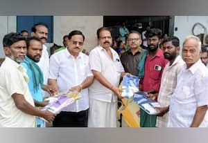  தொழிலாளர்களுக்கு பொங்கல் 'சீர்' வழங்கல் 