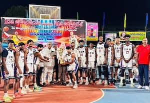  தேசிய ஆடவர் கூடைப்பந்து எஸ்.ஆர்.எம்., பல்கலை சாம்பியன்