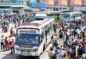  விடுமுறை முடிந்து பணிக்கு திரும்பி பயணிகள் நிரம்பி வழிந்த கள்ளக்குறிச்சி 'பஸ் ஸ்டாண்டு'