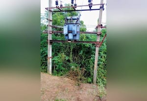  தெ.புதுக்கோட்டையில் பழுதான டிரான்ஸ்பார்மர் மக்கள் தவிப்பு