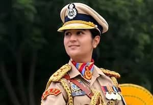 குடியரசு தின அணிவகுப்பில் முதல்முறை: ஆண்கள் படைக்கு தலைமையேற்று வழிநடத்தும் பெண் அதிகாரி