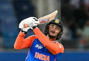 முதல் டி-20 கிரிக்கெட் போட்டி: அபிஷேக் அதிரடி அரை சதம்: நியூசிலாந்து அணிக்கு 239 ரன் இலக்கு