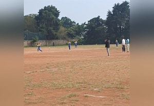  பள்ளி கல்வி இடைநிற்றல்; விழிப்புணர்வு கிரிக்கெட் போட்டி