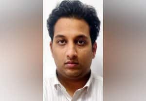  பெண் பயணியிடம் சில்மிஷம்: விமான நிலைய ஊழியர் கைது