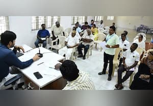  மங்கலம் மின் அலுவலகத்தை சாமளாபுரத்துடன் இணைக்கணும்! குறைகேட்பு கூட்டத்தில் விவசாயிகள் வலியுறுத்தல்