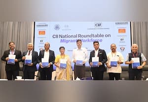  நாட்டின் சீரான பொருளாதார வளர்ச்சிக்கு உதவும் புலம் பெயர்ந்த தொழிலாளர்கள்: சி.ஐ.ஐ. கருத்தரங்கில் மத்திய அமைச்சர் பேச்சு
