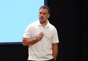 குஜராத்தில் ஓட்டுத்திருட்டு; ராகுல் மீண்டும் புலம்பல்