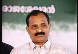 கேரளாவில் நடைபாதையை அடைத்து பேனர்; சொந்த கட்சிக்கே அபராதம் விதித்த மேயர்