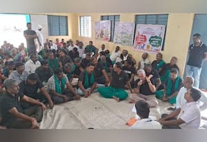 கிராம சபாவில் கருப்பு உடையணிந்து எதிர்ப்பு ; முதலிபாளையத்தில் பொதுமக்களால் பரபரப்பு