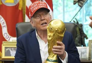 நீங்க இங்கேயும் வந்துட்டீங்களா... * ரவுண்ட் அப்