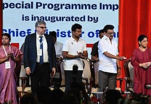 பெண்கள் அச்சமில்லாமல் வாழ சத்தியம் செய்கிறேன்: முதல்வர்