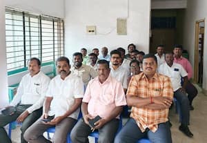  வி.ஏ.ஓ.,க்கள் காத்திருப்பு போராட்டம்